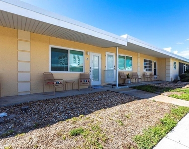 6006 Midnight Pass Road - Photo Thumbnail 7