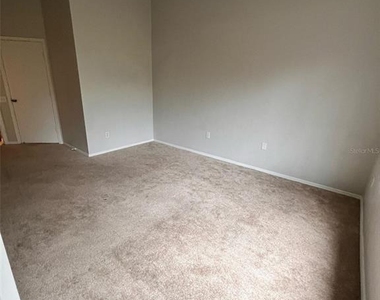 8674 Hunters Key Circle - Photo Thumbnail 8