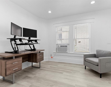 412 E Harwood Street - Photo Thumbnail 14