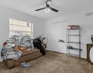 1267 Woodman Way - Photo Thumbnail 10