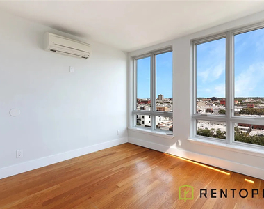 1433 Dekalb Avenue - Photo Thumbnail 5