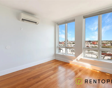 1433 Dekalb Avenue - Photo Thumbnail 6