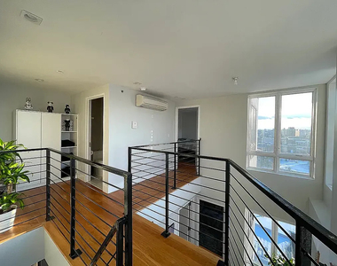 1433 Dekalb Avenue - Photo Thumbnail 2