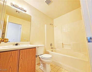 1850 Pershing Avenue - Photo Thumbnail 11