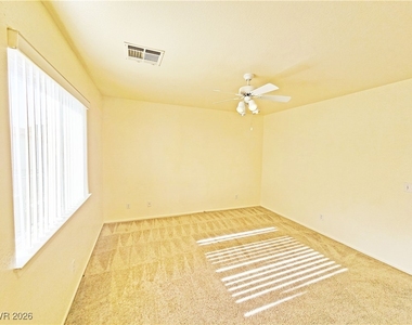 1850 Pershing Avenue - Photo Thumbnail 13