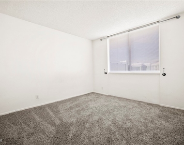 3930 University Center Drive - Photo Thumbnail 9