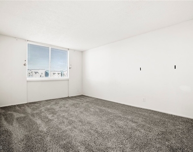 3930 University Center Drive - Photo Thumbnail 11