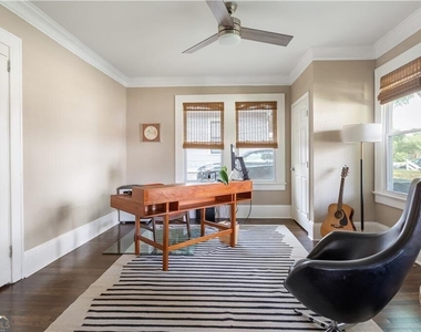 1010 Dill Avenue Sw - Photo Thumbnail 8