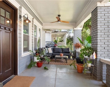 1010 Dill Avenue Sw - Photo Thumbnail 3
