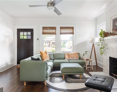 1010 Dill Avenue Sw - Photo Thumbnail 4