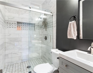 1010 Dill Avenue Sw - Photo Thumbnail 18
