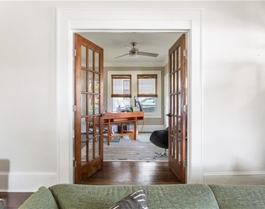 1010 Dill Avenue Sw - Photo Thumbnail 7