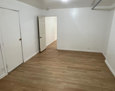 2312 Hughes Avenue - Photo Thumbnail 9