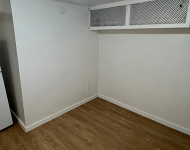2312 Hughes Avenue - Photo Thumbnail 3