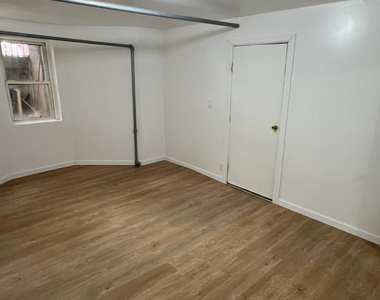 2312 Hughes Avenue - Photo Thumbnail 4
