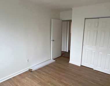 56-11 Clover Place - Photo Thumbnail 8