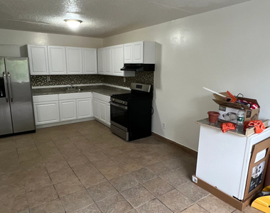 56-11 Clover Place - Photo Thumbnail 6