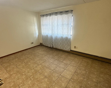 56-11 Clover Place - Photo Thumbnail 5