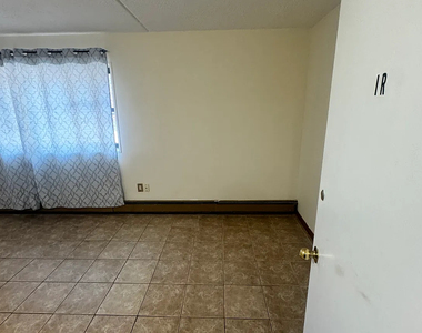 56-11 Clover Place - Photo Thumbnail 6
