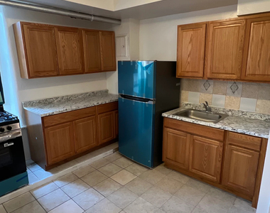 520 Wales Avenue - Photo Thumbnail 1