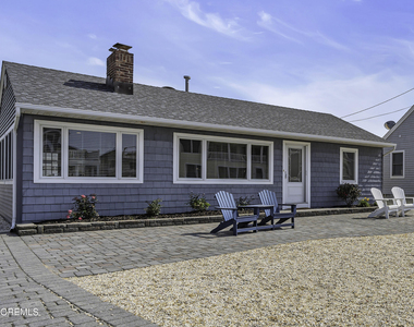 5 Dover Avenue - Photo Thumbnail 2