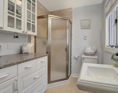 18 Harborside Drive E - Photo Thumbnail 13