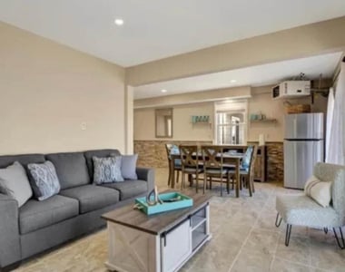 18 Harborside Drive E - Photo Thumbnail 4