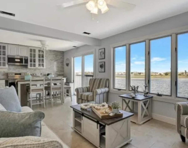 18 Harborside Drive E - Photo Thumbnail 9