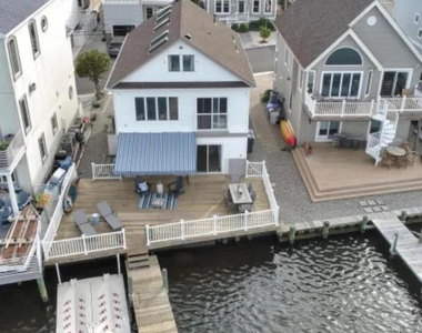 18 Harborside Drive E - Photo Thumbnail 22
