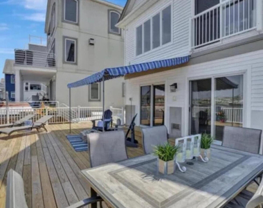 18 Harborside Drive E - Photo Thumbnail 18