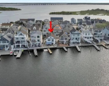 18 Harborside Drive E - Photo Thumbnail 21