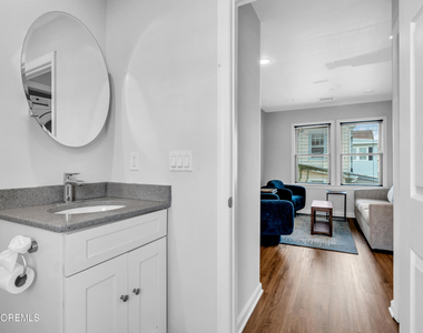27 Arnold Avenue - Photo Thumbnail 17