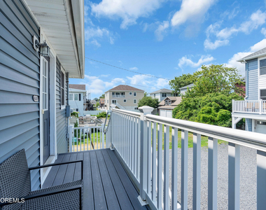 27 Arnold Avenue - Photo Thumbnail 31