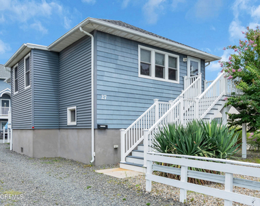 27 Arnold Avenue - Photo Thumbnail 2