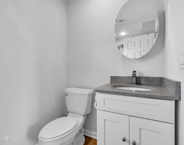 27 Arnold Avenue - Photo Thumbnail 16