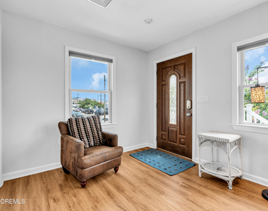 27 Arnold Avenue - Photo Thumbnail 7