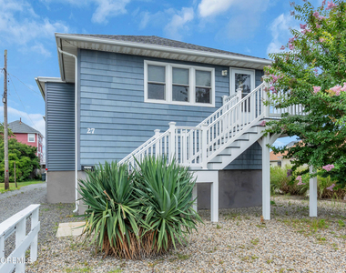 27 Arnold Avenue - Photo Thumbnail 4