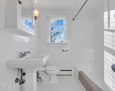723 Pitney Drive - Photo Thumbnail 17