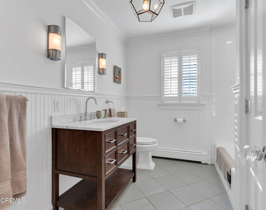 723 Pitney Drive - Photo Thumbnail 12