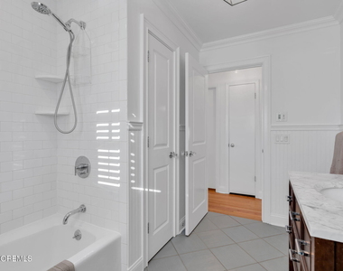 723 Pitney Drive - Photo Thumbnail 13