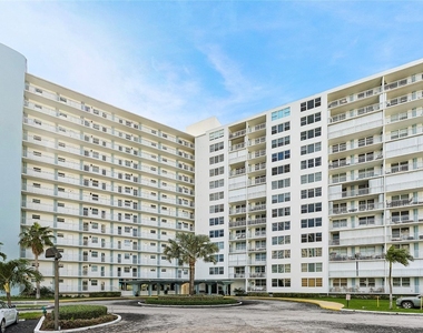 201 N Ocean Boulevard - Photo Thumbnail 1