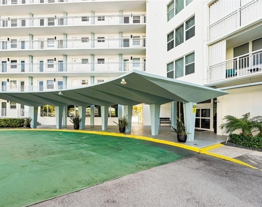 201 N Ocean Boulevard - Photo Thumbnail 2
