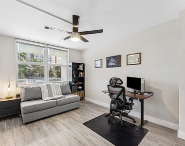 201 N Ocean Boulevard - Photo Thumbnail 16
