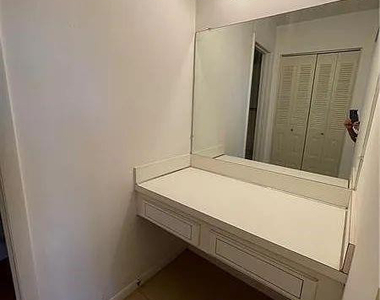 3001 W Rolling Hills Circle - Photo Thumbnail 22