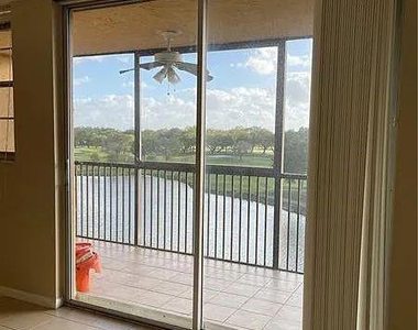 3001 W Rolling Hills Circle - Photo Thumbnail 18