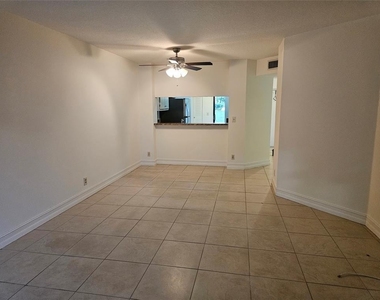 5583 Courtyard Drive - Photo Thumbnail 15