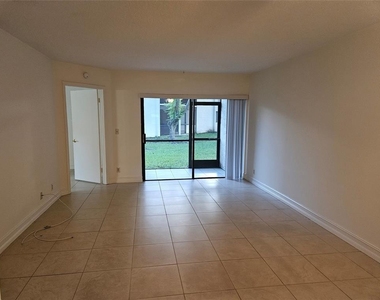 5583 Courtyard Drive - Photo Thumbnail 20