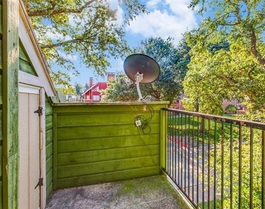 9833 Walnut Street - Photo Thumbnail 16
