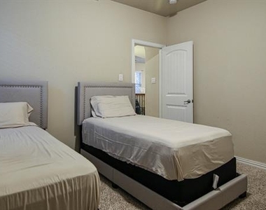 9917 Bodega Bay Road - Photo Thumbnail 14