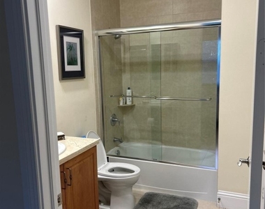 226 N Latitude Circle - Photo Thumbnail 12